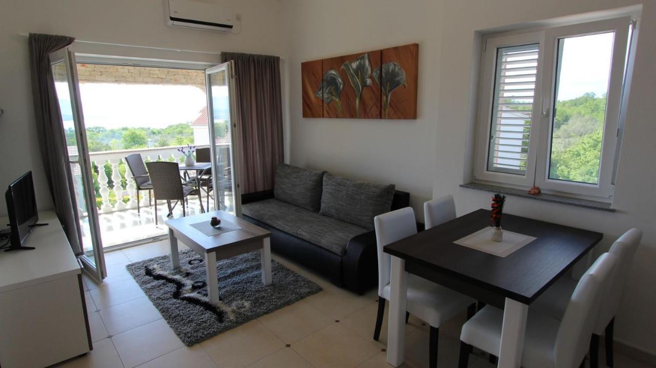 Apartments Jela Sveti Vid-Miholjice Εξωτερικό φωτογραφία