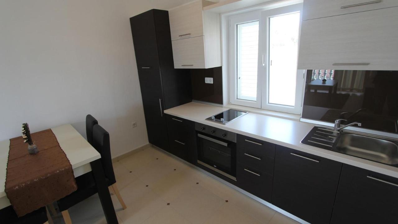 Apartments Jela Sveti Vid-Miholjice Εξωτερικό φωτογραφία