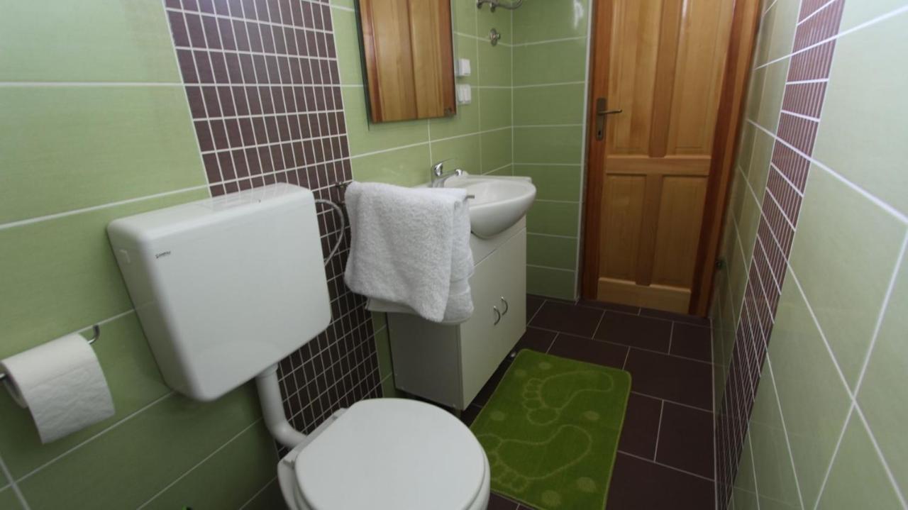 Apartments Jela Sveti Vid-Miholjice Εξωτερικό φωτογραφία
