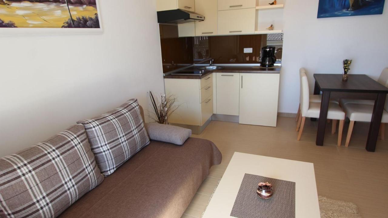 Apartments Jela Sveti Vid-Miholjice Εξωτερικό φωτογραφία